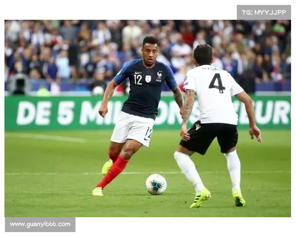 托利索在赛场上的精彩表现为何成为媒体焦点与球迷热议话题